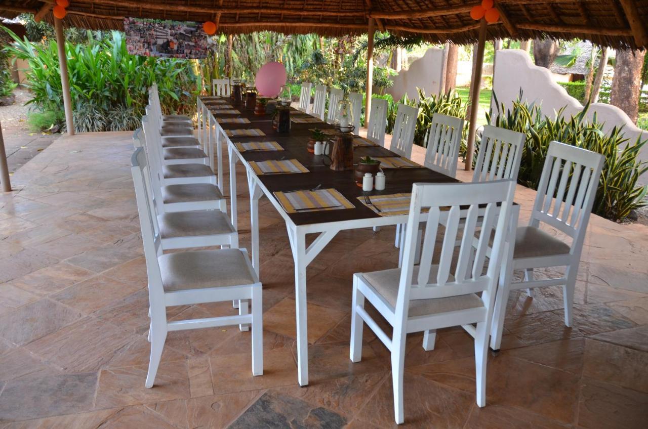 Honey Badger Lodge Moshi Exterior photo